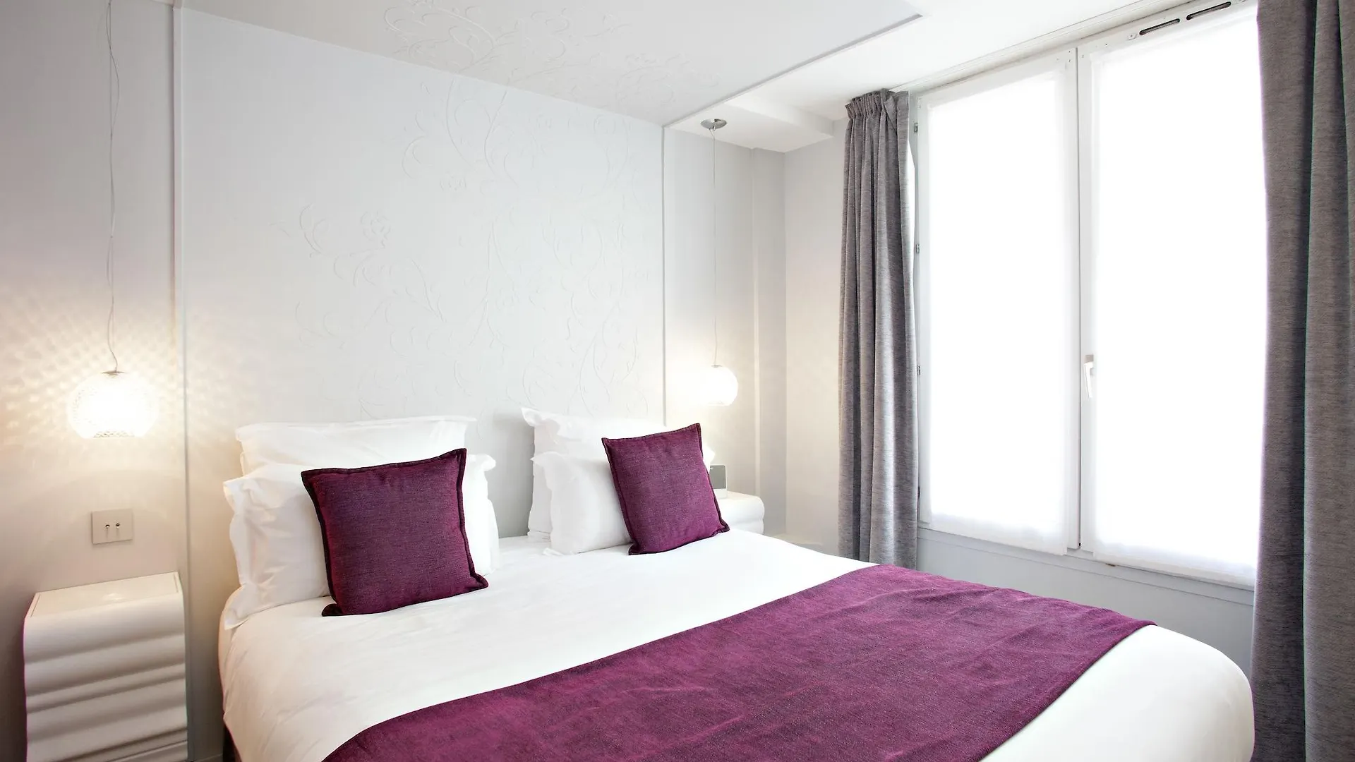 Hotel Elysée Secret Parigi 4*,