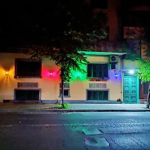 Tufina Albergue Tirana